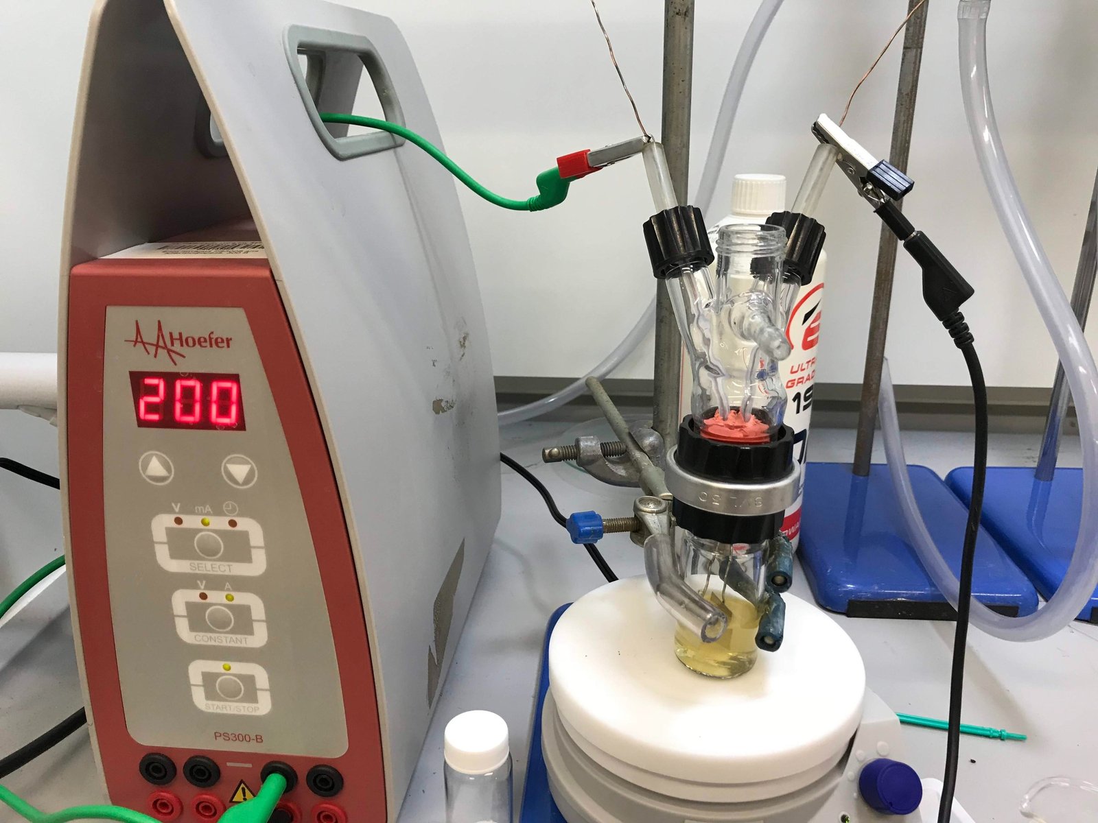 Bespoke electrosynthesis equipment